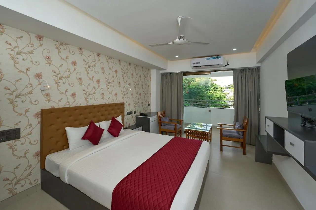Venice Iva Residency Alappuzha Hotel